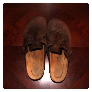 Boston Birkenstock’s in brown